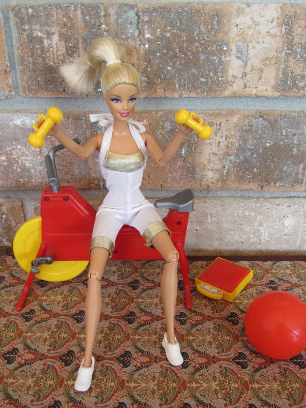 ARTICULATED BARBIE w GYM EQUIPMENT: STATIONARY BIKE, DUMBBELLS, BALL, SCALE
